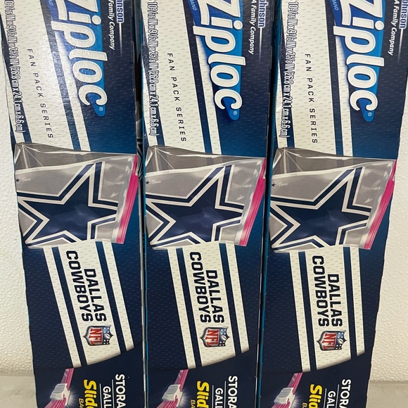 3 - 10 Packs Of Ziploc Dallas Cowboys Storage Bags - Picture 3 of 6